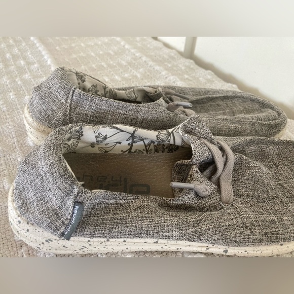 HEY Dude Wendy L Linen Iron slip on shoes US 8 - Picture 6 of 6